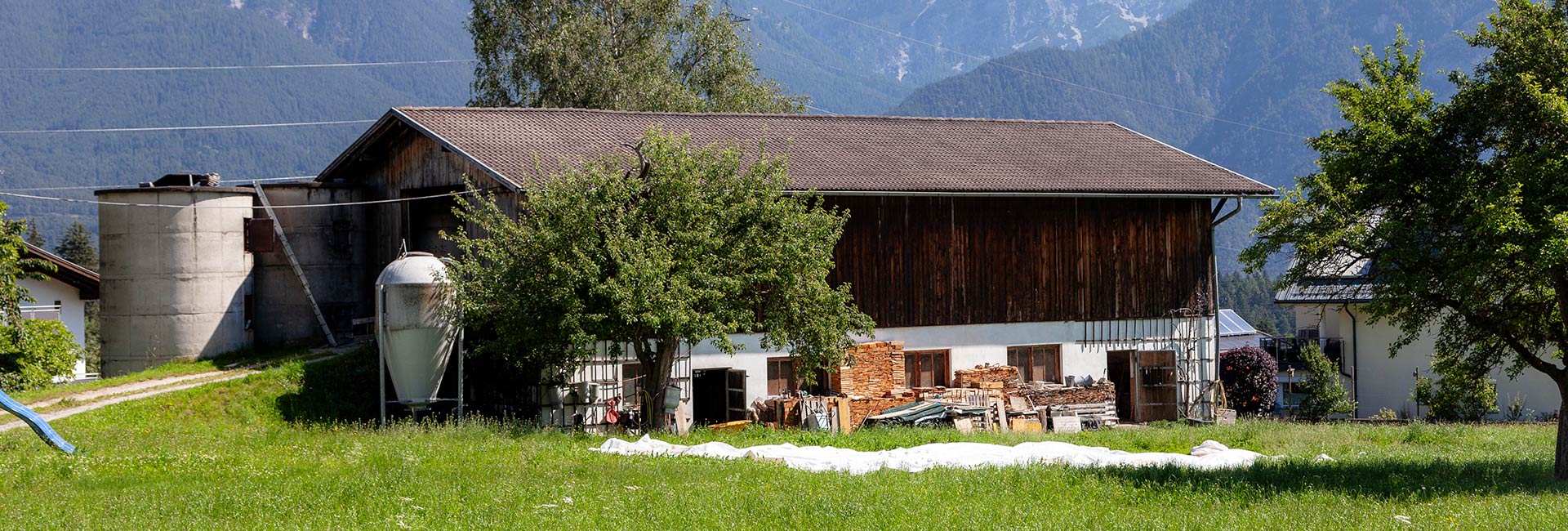 Gaestehaus-weber-oberperfuss-bauernhof